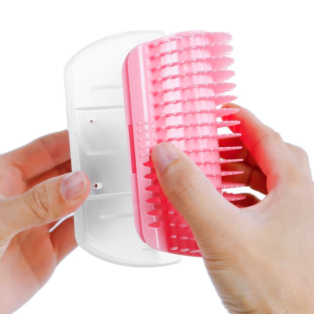 Cat Self-Groomer Corner Brush – Wall-Mounted Shedding Solution